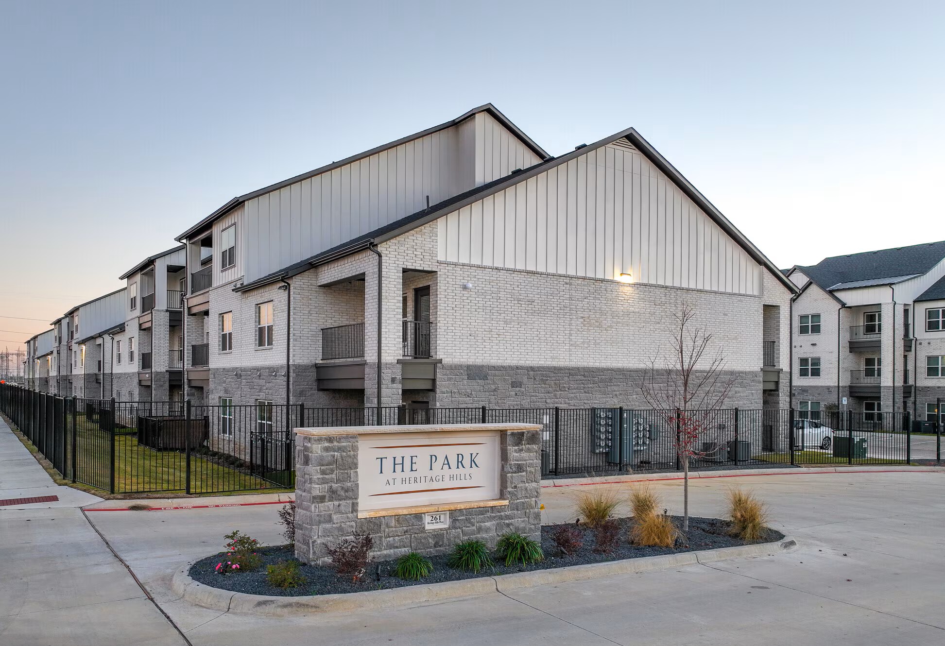 Heritage Hills stone veneer — Venus, TX